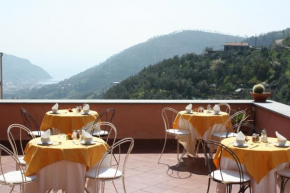 Отель L'Antico Borgo B&B  Леванто